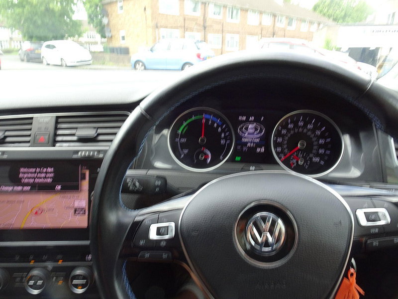 Volkswagen e-Golf 35.8kWh e-Golf Auto 5dr 5dr Automatic 2026