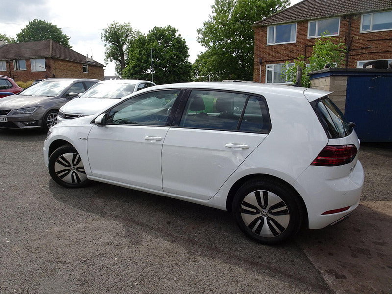 Volkswagen e-Golf 35.8kWh e-Golf Auto 5dr 5dr Automatic 2026