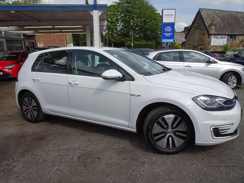 Volkswagen e-Golf 35.8kWh e-Golf Auto 5dr 5dr Automatic 2026
