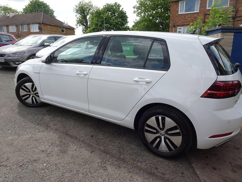 Volkswagen e-Golf 35.8kWh e-Golf Auto 5dr 5dr Automatic 2026