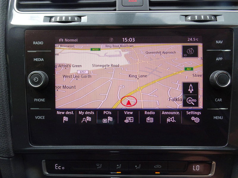 Volkswagen e-Golf 35.8kWh e-Golf Auto 5dr 5dr Automatic 2026