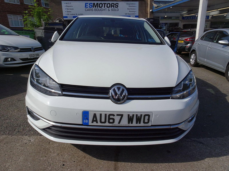 Volkswagen Golf 1.0 TSI BlueMotion Tech SE Nav Euro 6 (s/s) 5dr 5dr Manual 2026