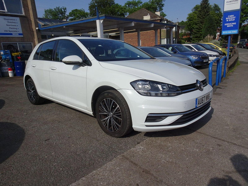 Volkswagen Golf 1.0 TSI BlueMotion Tech SE Nav Euro 6 (s/s) 5dr 5dr Manual 2026