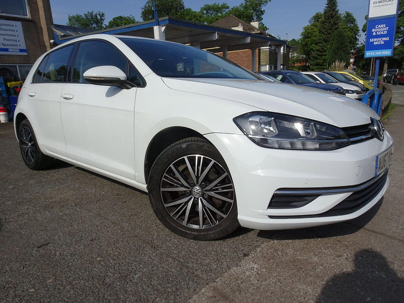 Volkswagen Golf 1.0 TSI BlueMotion Tech SE Nav Euro 6 (s/s) 5dr 5dr Manual 2026