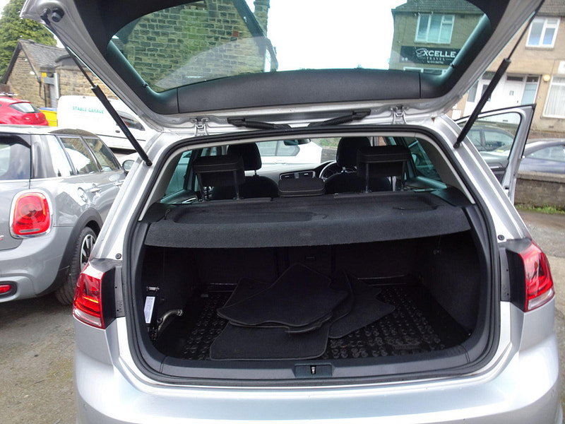 Volkswagen Golf 2.0 TDI BlueMotion Tech GT Edition Euro 6 (s/s) 5dr 5dr Manual 2026