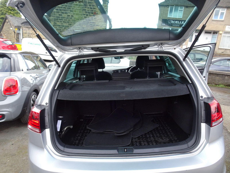 Volkswagen Golf 2.0 TDI BlueMotion Tech GT Edition Euro 6 (s/s) 5dr 5dr Manual 2026