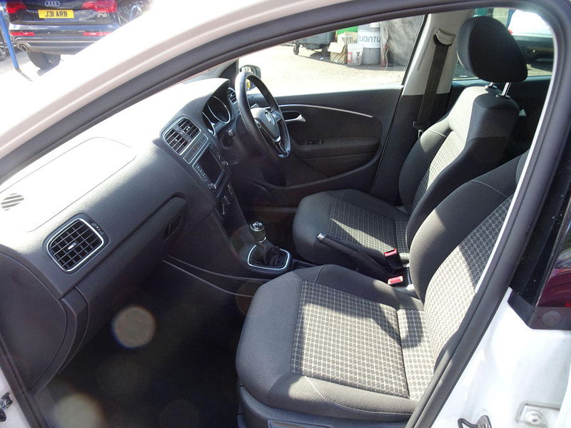 Volkswagen Polo 1.0 Match Edition Euro 6 (s/s) 5dr 5dr Manual 2025