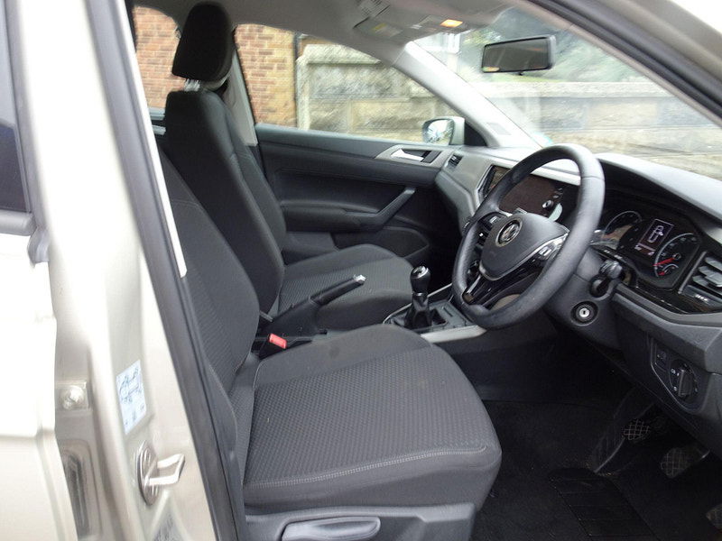 Volkswagen Polo 1.0 TSI SE Euro 6 (s/s) 5dr 5dr Manual 2025