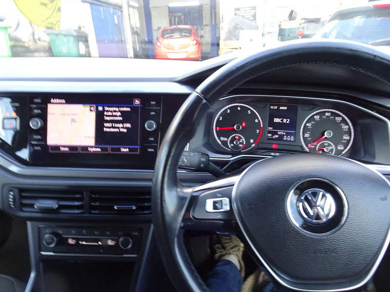 Volkswagen Polo 1.0 TSI SEL Euro 6 (s/s) 5dr 5dr Manual 2026