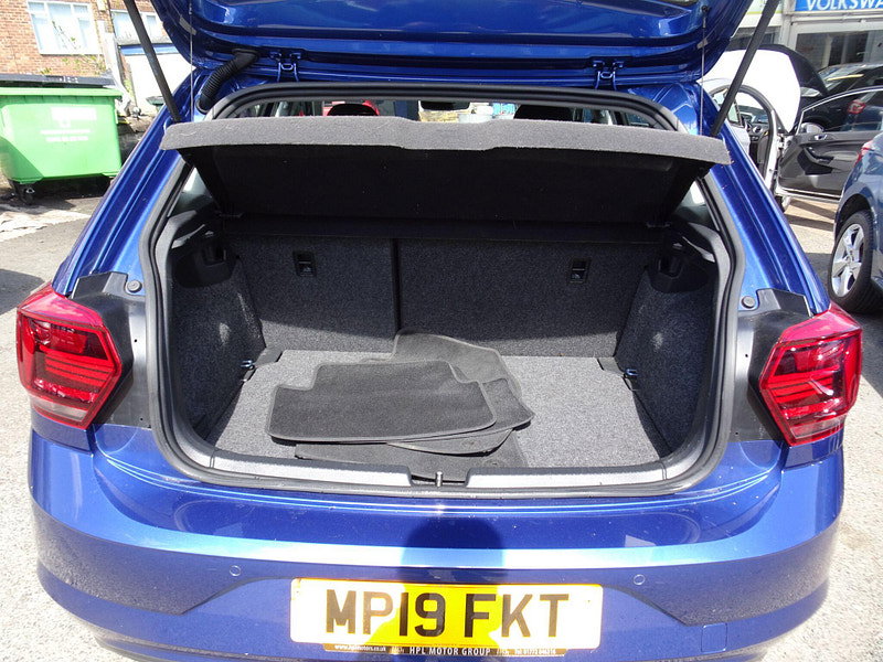 Volkswagen Polo 1.0 TSI SEL Euro 6 (s/s) 5dr 5dr Manual 2026