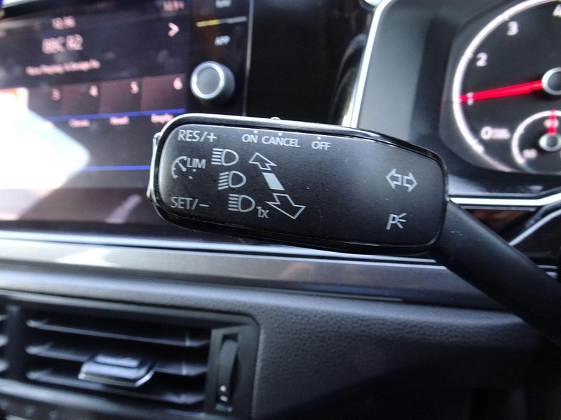 Volkswagen Polo 1.0 TSI SEL Euro 6 (s/s) 5dr 5dr Manual 2026