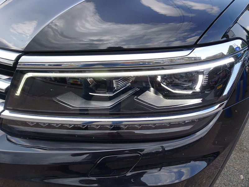 Volkswagen Tiguan 2.0 TDI BlueMotion Tech R-Line 4Motion Euro 6 (s/s) 5dr 5dr Manual 2025