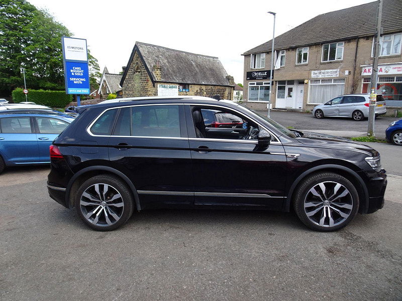 Volkswagen Tiguan 2.0 TDI BlueMotion Tech R-Line 4Motion Euro 6 (s/s) 5dr 5dr Manual 2025