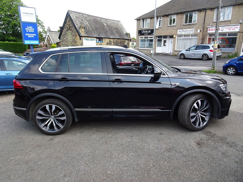 Volkswagen Tiguan 2.0 TDI BlueMotion Tech R-Line 4Motion Euro 6 (s/s) 5dr 5dr Manual 2025