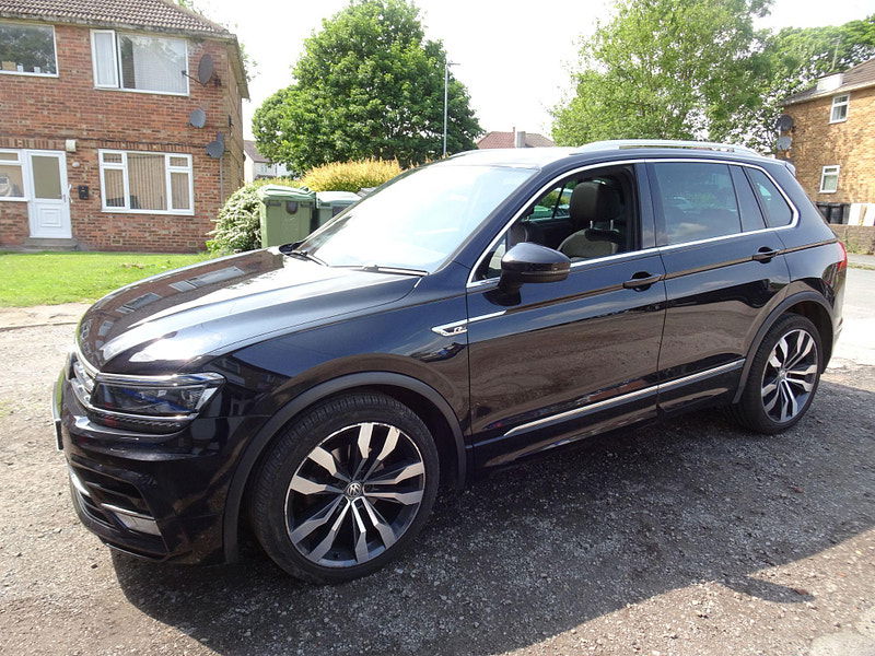 Volkswagen Tiguan 2.0 TDI BlueMotion Tech R-Line 4Motion Euro 6 (s/s) 5dr 5dr Manual 2025