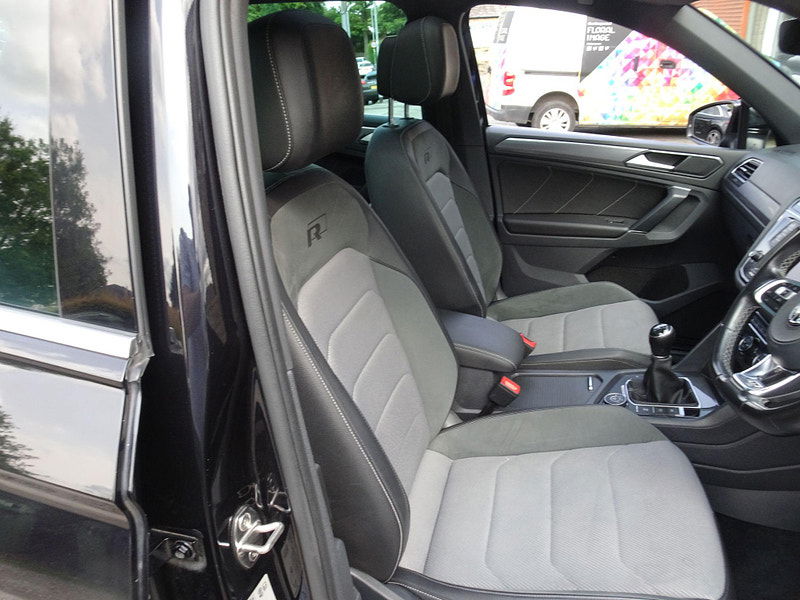 Volkswagen Tiguan 2.0 TDI BlueMotion Tech R-Line 4Motion Euro 6 (s/s) 5dr 5dr Manual 2025