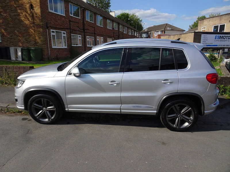 Volkswagen Tiguan 2.0 TDI BlueMotion Tech R-Line Edition 4WD Euro 6 (s/s) 5dr 5dr Manual 2025