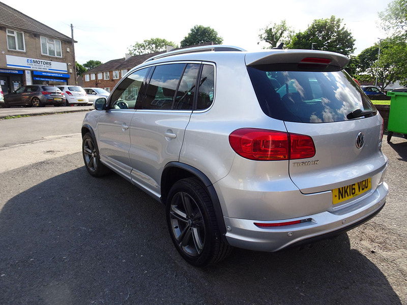 Volkswagen Tiguan 2.0 TDI BlueMotion Tech R-Line Edition 4WD Euro 6 (s/s) 5dr 5dr Manual 2025