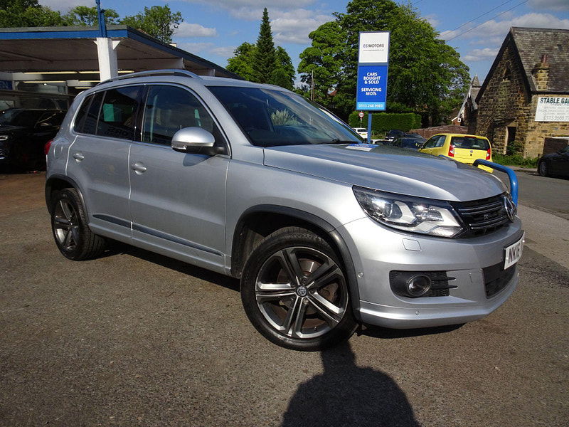 Volkswagen Tiguan 2.0 TDI BlueMotion Tech R-Line Edition 4WD Euro 6 (s/s) 5dr 5dr Manual 2025