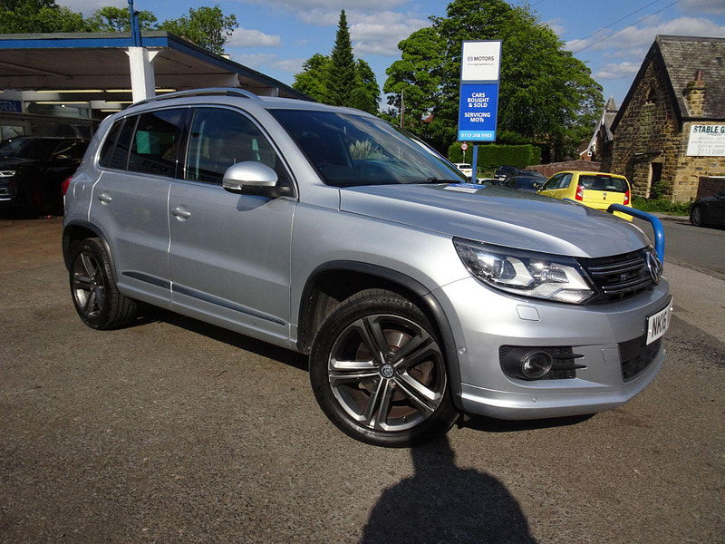 Volkswagen Tiguan 2.0 TDI BlueMotion Tech R-Line Edition 4WD Euro 6 (s/s) 5dr 5dr Manual 2025