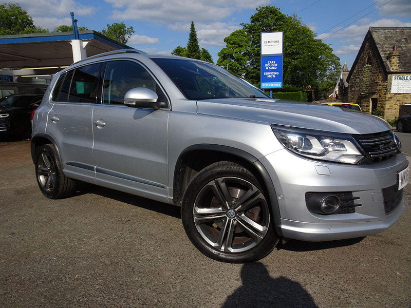 Volkswagen Tiguan 2.0 TDI BlueMotion Tech R-Line Edition 4WD Euro 6 (s/s) 5dr 5dr Manual 2025