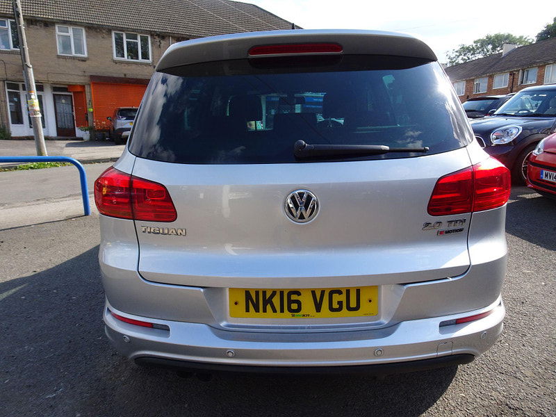 Volkswagen Tiguan 2.0 TDI BlueMotion Tech R-Line Edition 4WD Euro 6 (s/s) 5dr 5dr Manual 2025