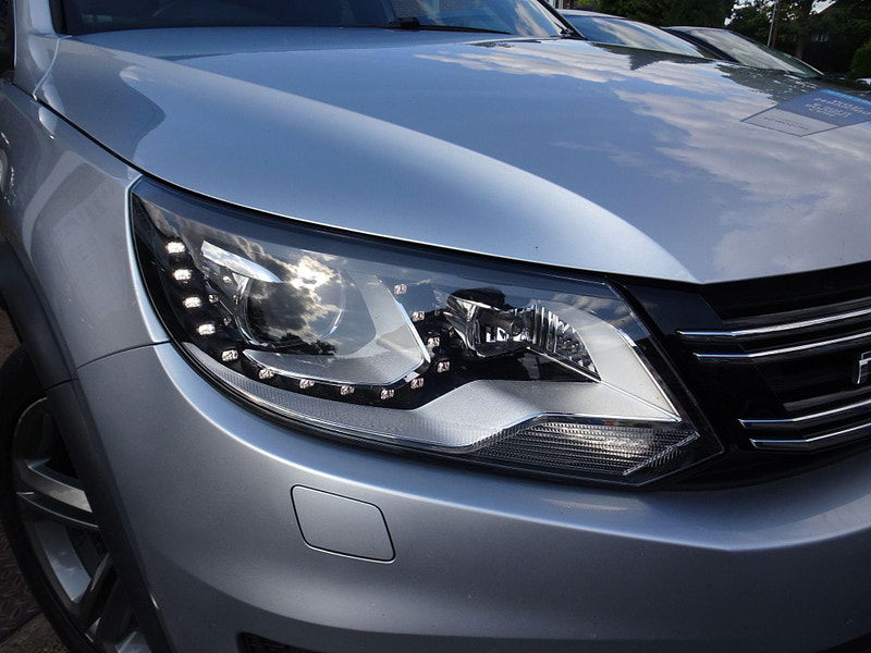 Volkswagen Tiguan 2.0 TDI BlueMotion Tech R-Line Edition 4WD Euro 6 (s/s) 5dr 5dr Manual 2025
