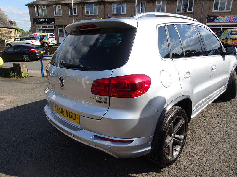 Volkswagen Tiguan 2.0 TDI BlueMotion Tech R-Line Edition 4WD Euro 6 (s/s) 5dr 5dr Manual 2025