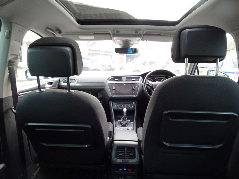 Volkswagen Tiguan 2.0 TDI SEL DSG 4Motion Euro 6 (s/s) 5dr 5dr Automatic 2025
