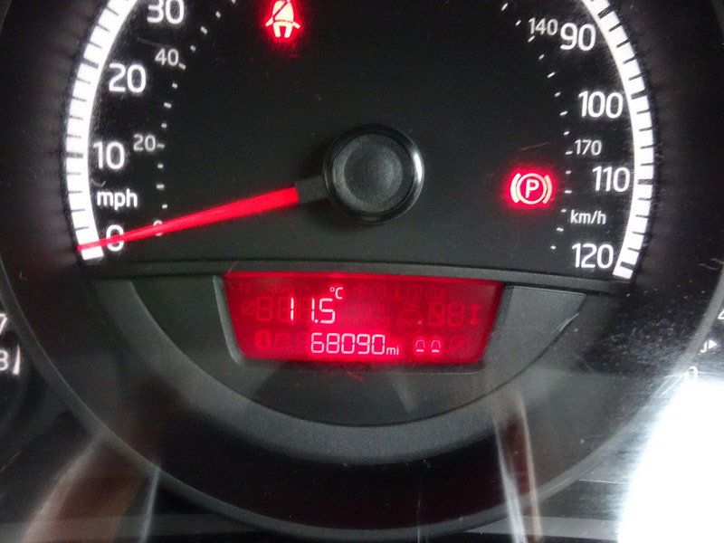 Volkswagen up! 1.0 BlueMotion Tech Move up! Euro 5 (s/s) 5dr 5dr Manual 2026