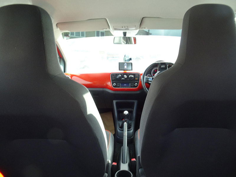 Volkswagen up! 1.0 Groove up! Euro 5 3dr 3dr Manual 2025