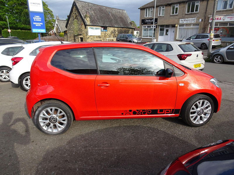 Volkswagen up! 1.0 Groove up! Euro 5 3dr 3dr Manual 2025