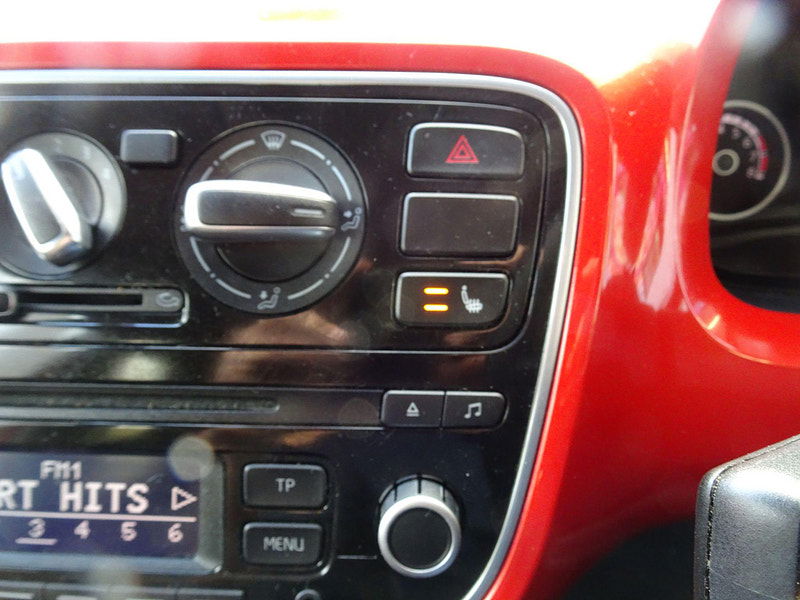 Volkswagen up! 1.0 Groove up! Euro 5 3dr 3dr Manual 2025