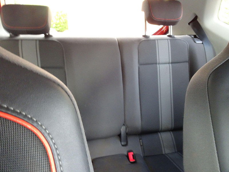 Volkswagen up! 1.0 Groove up! Euro 5 3dr 3dr Manual 2025