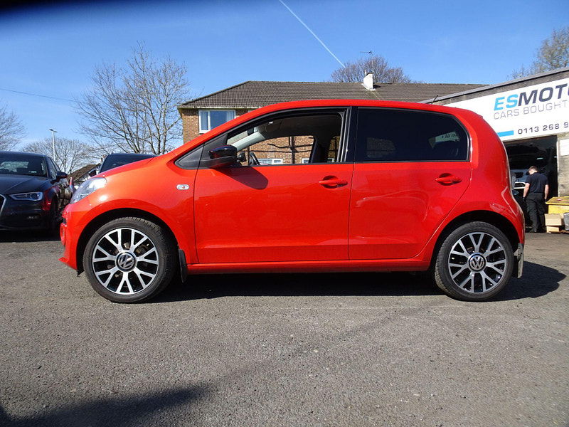 Volkswagen up! 1.0 Groove up! Euro 5 5dr 5dr Manual 2025