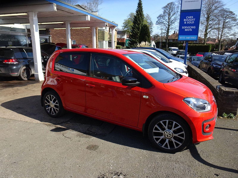 Volkswagen up! 1.0 Groove up! Euro 5 5dr 5dr Manual 2025