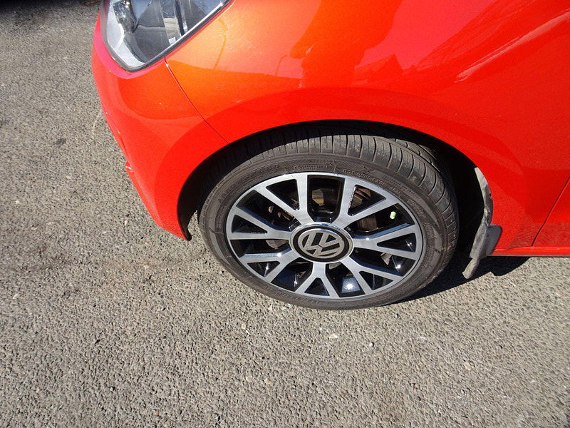 Volkswagen up! 1.0 Groove up! Euro 5 5dr 5dr Manual 2025
