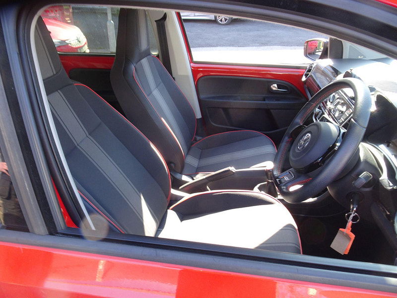 Volkswagen up! 1.0 Groove up! Euro 5 5dr 5dr Manual 2025
