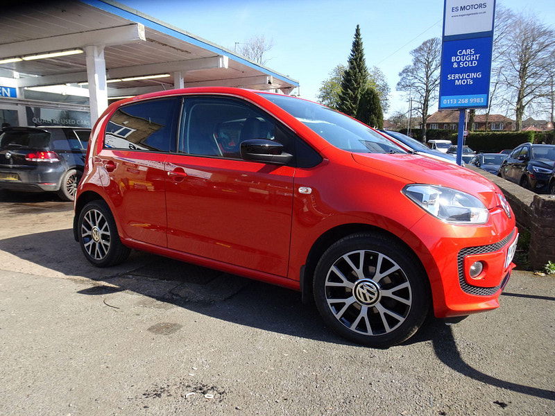Volkswagen up! 1.0 Groove up! Euro 5 5dr 5dr Manual 2025