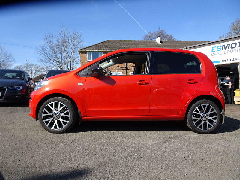 Volkswagen up! 1.0 Groove up! Euro 5 5dr 5dr Manual 2025
