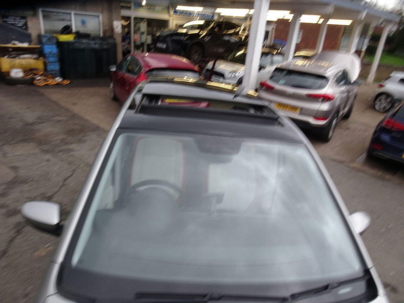 Volkswagen up! 1.0 High up! ASG Euro 5 5dr 5dr Automatic 2026