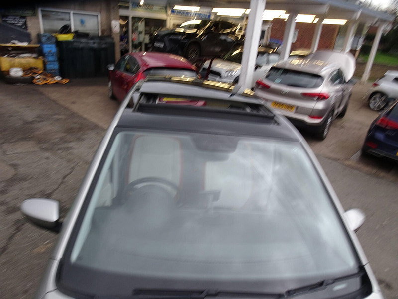 Volkswagen up! 1.0 High up! ASG Euro 5 5dr 5dr Automatic 2026