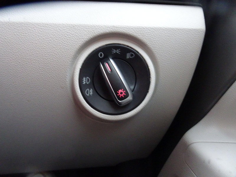 Volkswagen up! 1.0 High up! ASG Euro 5 5dr 5dr Automatic 2026