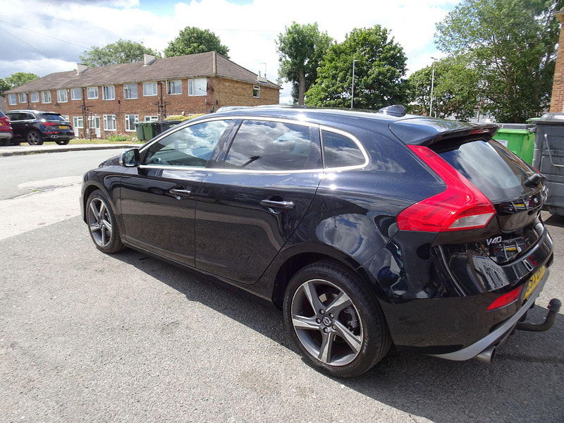 Volvo V40 2.0 D3 R-Design Euro 5 (s/s) 5dr 5dr Manual 2025