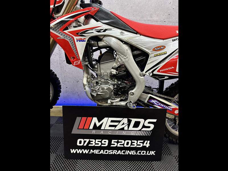 Honda CRF250 2015 LIKE NEW !!! 0dr  2026