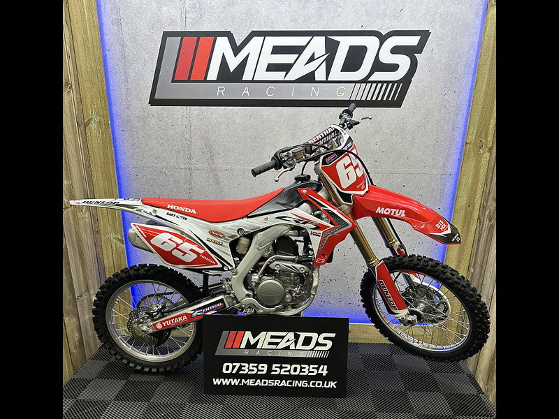 Honda CRF250 2015 LIKE NEW !!! 0dr  2026