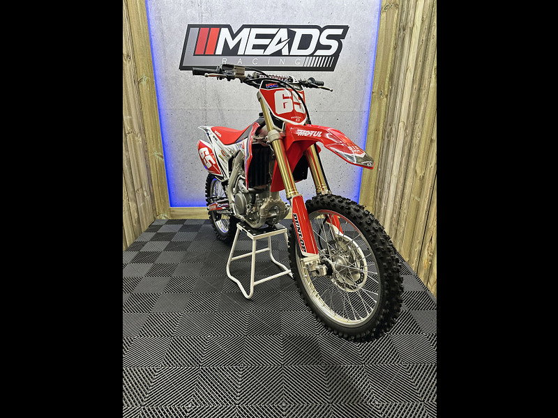 Honda CRF250 2015 LIKE NEW !!! 0dr  2026