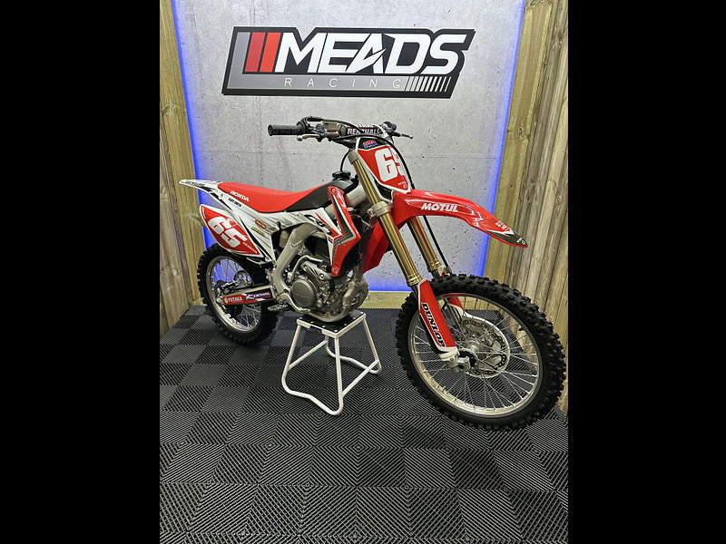 Honda CRF250 2015 LIKE NEW !!! 0dr  2026