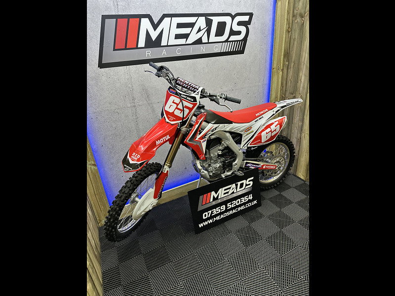 Honda CRF250 2015 LIKE NEW !!! 0dr  2026