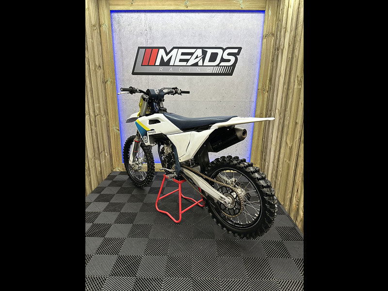 HUSQVARNA FC 250 2025 0dr  2026